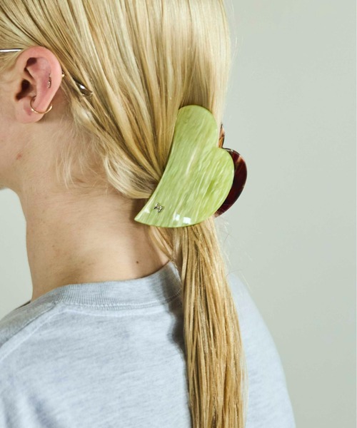 カラフルハートデザインヘアクリップ カラフル花柄ハート型ヘアクリップ - メルカリ