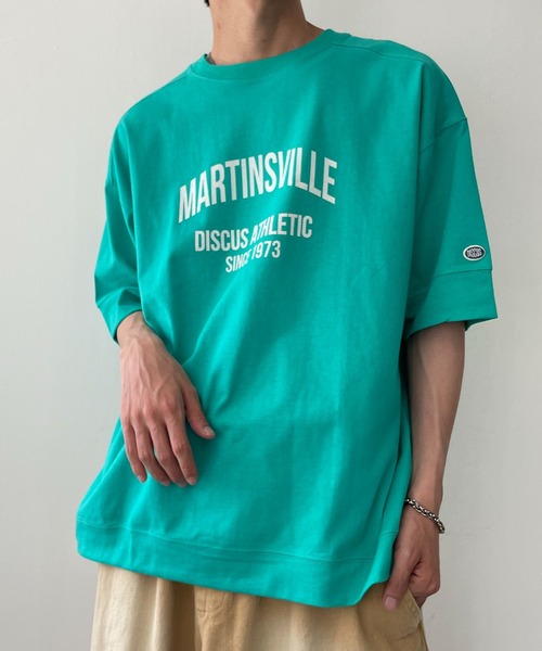 DISCUS（ディスカス）の「∴WEGO/【25年春夏新作】DISCUS ルーズカレッジロゴT（Tシャツ/カットソー・メンズ・ブルー系その他/スミクロ/ホワイト/グリーン/レッド/ブラック・LARGE/MEDIUM）」の14枚目の写真