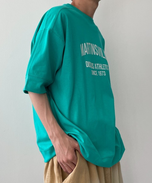 DISCUS（ディスカス）の「∴WEGO/【25年春夏新作】DISCUS ルーズカレッジロゴT（Tシャツ/カットソー・メンズ・ブルー系その他/スミクロ/ホワイト/グリーン/レッド/ブラック・LARGE/MEDIUM）」の15枚目の写真
