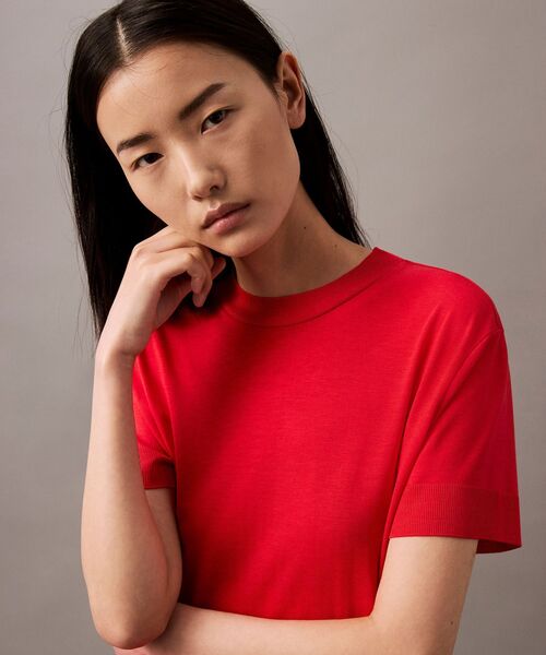 Calvin Klein（カルバン・クライン）の「シルクタッチ ショートスリーブ セーターTシャツ（Tシャツ/カットソー・レディース・レッド/ライトブルー・S/XS/XXS）」の10枚目の写真