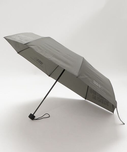 Carhartt WIP（カーハートダブリューアイピー）の「COLLAGE UMBRELLA