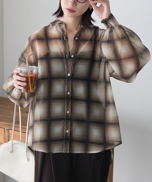 BONLECILL(ボンルシール)の「アソート柄シアーボリュームスリーブシャツ(シャツ/ブラウス・レディース・ブラック/ブルー/ネイビー/ブラウン・FREE)」の13枚目の写真
