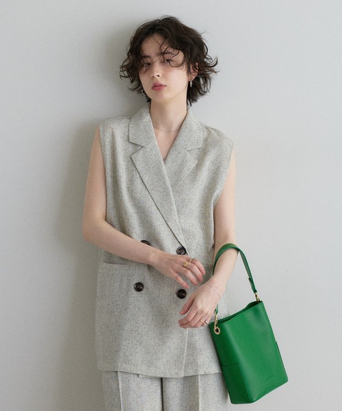 &. NOSTALGIA（アンドドットノスタルジア）の「【ZOZO限定】ミックスツイードベルト付きジレ（ベスト・レディース・グレー/アイボリー・M）」の11枚目の写真