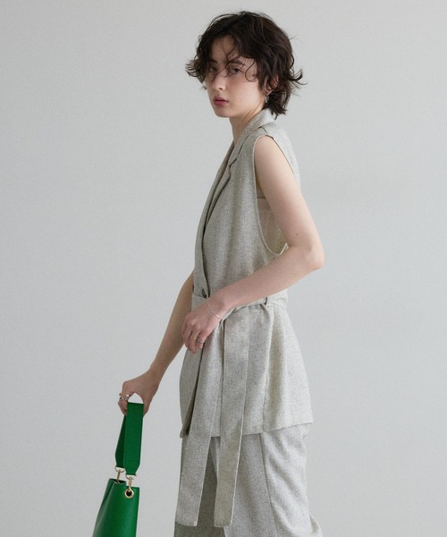 &. NOSTALGIA（アンドドットノスタルジア）の「【ZOZO限定】ミックスツイードベルト付きジレ（ベスト・レディース・グレー/アイボリー・M）」の19枚目の写真