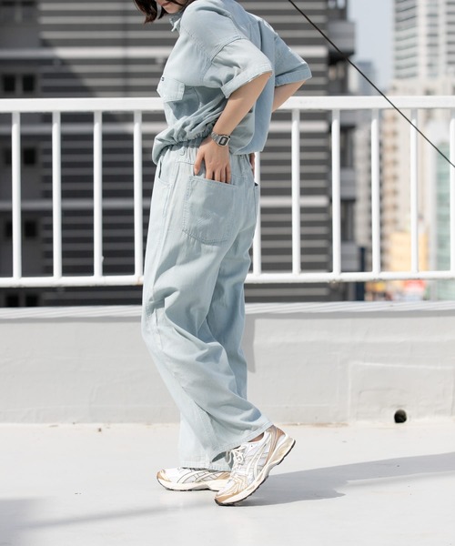 Wrangler（ラングラー）の「『別注』Wrangler×EKAL　ライトデニムリラックスバギーパンツ（デニムパンツ・レディース・ワンウォッシュ/ブルー系その他・ONE）」の5枚目の写真