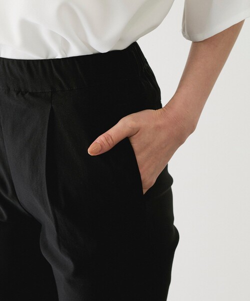 Jayro(ジャイロ)の「UV/COOL ハキヤセテーパードパンツ(その他パンツ・レディース・ブルー系その他2/ホワイト系その他/ブラック・38)」の11枚目の写真