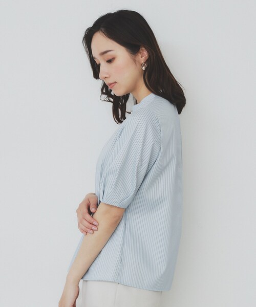 index（インデックス）の「バンドカラータックブラウス【洗濯機洗い可/イージーアイロン/防シワ】（シャツ/ブラウス・レディース・アイボリー系2/ブルー系7/ワイン系1/ホワイト系9・42/38/40/36）」の12枚目の写真