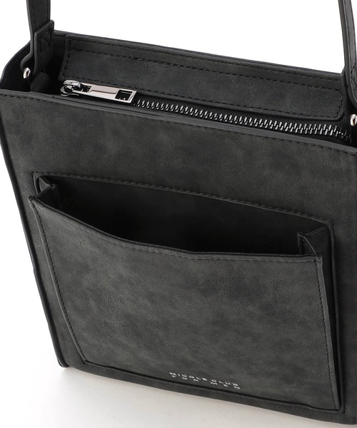 NICOLE CLUB FOR MEN(ニコルクラブフォーメン)の「スクエアショルダーミニバッグ(ショルダーバッグ・メンズ・ネイビー/ブラック/ブラック×グレー/グレー系・FREE)」の9枚目の写真