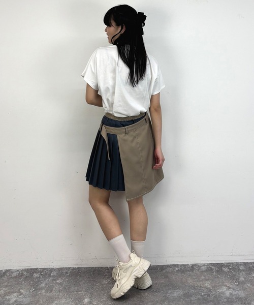 NICOLE CLUB(ニコル クラブ)の「ラッププリーツスカート(スカート・レディース・グレー/ベージュ/ネイビー・MEDIUM)」の7枚目の写真