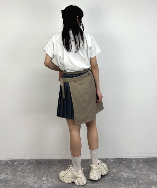 NICOLE CLUB(ニコル クラブ)の「ラッププリーツスカート(スカート・レディース・グレー/ベージュ/ネイビー・MEDIUM)」の8枚目の写真
