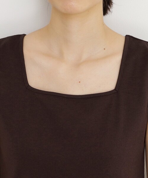 THE SHOP TK （ザ ショップ ティーケー ）の「【インナーに最適】2WAYスクエアタンク（タンクトップ・レディース・アイボリー/ブラック/カーキ/ダークブラウン・12/13）」の8枚目の写真