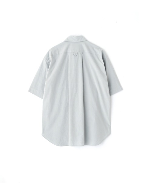MARGARET HOWELL(マーガレットハウエル)の「MELANGE COTTON POPLIN(シャツ/ブラウス・メンズ・ライトグレー・LARGE/MEDIUM/SMALL)」の2枚目の写真