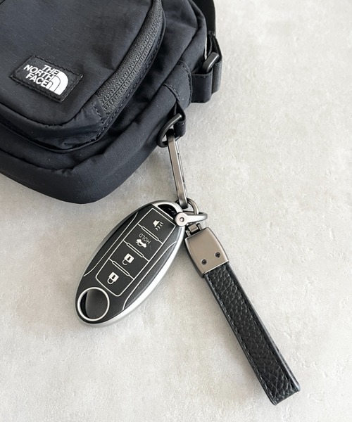 THE NORTH FACE（ザノースフェイス）の「国内未発売 THE NORTH FACE(ザ・ノースフェイス)/軽量 2ポケット ショルダー クロスバッグ/URBAN 2POCKET CROSS BAG（ショルダーバッグ・レディース・ブラック/ライトベージュ・FREE）」の11枚目の写真