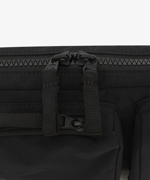 THE NORTH FACE（ザノースフェイス）の「国内未発売 THE NORTH FACE(ザ・ノースフェイス)/軽量 2ポケット ショルダー クロスバッグ/URBAN 2POCKET CROSS BAG（ショルダーバッグ・レディース・ブラック/ライトベージュ・FREE）」の17枚目の写真