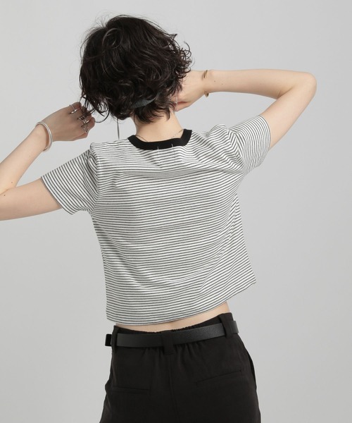 GEORGE'S(ジョージズ)の「リンガーボーダーTシャツ(Tシャツ/カットソー・レディース・ブルー系/イエロー系/ホワイト×ブラック/ブラウン系・SMALL/MEDIUM)」の14枚目の写真