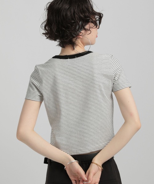 GEORGE'S(ジョージズ)の「リンガーボーダーTシャツ(Tシャツ/カットソー・レディース・ブルー系/イエロー系/ホワイト×ブラック/ブラウン系・SMALL/MEDIUM)」の15枚目の写真