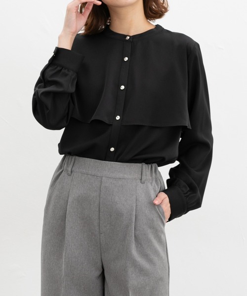 Honeys(ハニーズ)の「ケープ風ブラウス(シャツ/ブラウス・レディース・ブラウン/ホワイト/グレイッシュベージュ/ブラック・L/LL/M/S/3L)」の3枚目の写真