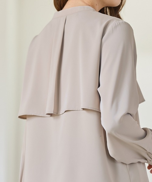 Honeys(ハニーズ)の「ケープ風ブラウス(シャツ/ブラウス・レディース・ブラウン/ホワイト/グレイッシュベージュ/ブラック・L/LL/M/S/3L)」の10枚目の写真