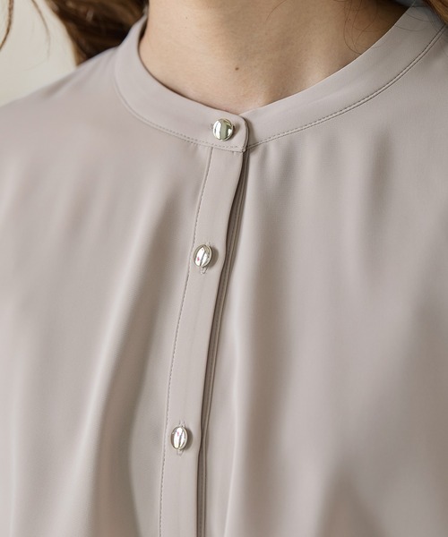 Honeys(ハニーズ)の「ケープ風ブラウス(シャツ/ブラウス・レディース・ブラウン/ホワイト/グレイッシュベージュ/ブラック・L/LL/M/S/3L)」の14枚目の写真