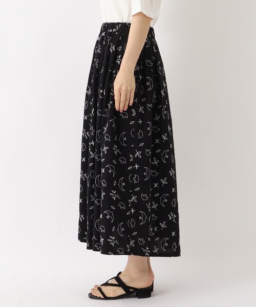 one'sterrace（ワンズテラス）の「刺繍入り 9分丈スカート（スカート・レディース・ブラック系8/カーキ系5・02）」の12枚目の写真