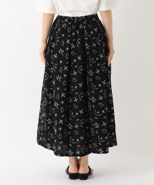 one'sterrace（ワンズテラス）の「刺繍入り 9分丈スカート（スカート・レディース・ブラック系8/カーキ系5・02）」の11枚目の写真