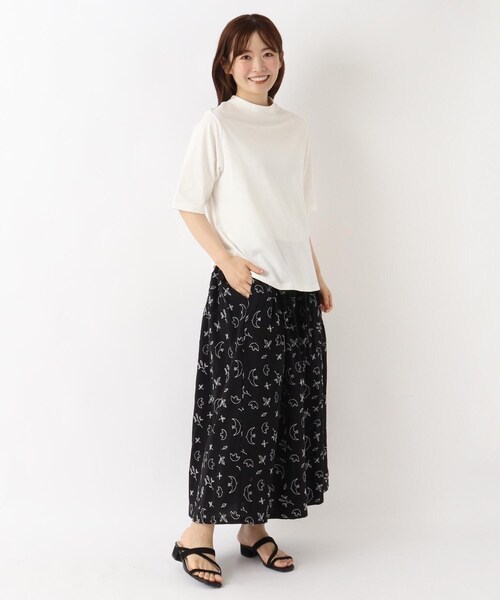 one'sterrace（ワンズテラス）の「刺繍入り 9分丈スカート（スカート・レディース・ブラック系8/カーキ系5・02）」の3枚目の写真