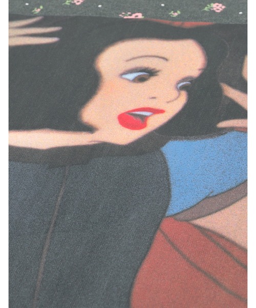 Little sunny bite（リトルサニーバイト）の「little sunny bite Disney collection / snow white big tee（Tシャツ/カットソー・レディース・ホワイト/ピンク/ブラック・MEDIUM/SMALL）」の4枚目の写真