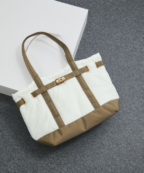 le cercle ADAM ET ROPE'(ルセルクルアダムエロペ)の「【TRIFFER/トリファー】別注/キルティングトートバッグ(トートバッグ・レディース・カーキ/ブラック/ホワイト系その他2・FREE)」の8枚目の写真