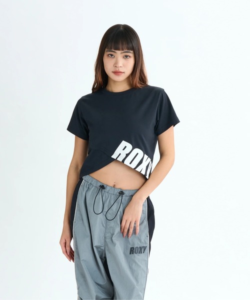ROXY（ロキシー）の「NAIL IT S/S TEE/ロキシー速乾UVケアアシンメトリーショート丈半袖Tシャツ（Tシャツ/カットソー・レディース・ミント/ブラック/ホワイト・LARGE/MEDIUM/SMALL）」の2枚目の写真