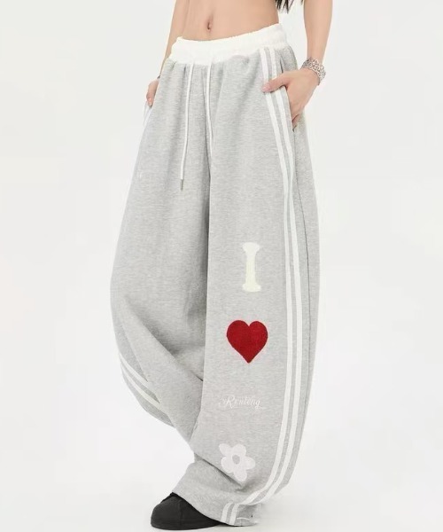 ハート＆フラワーパッチワイドパンツ