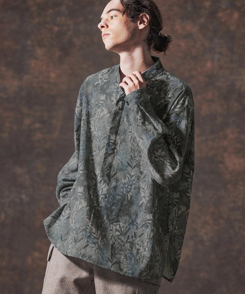 Jih Nunc（ジーヌンク）の「ms6212-リーフ総柄スタンドカラープルオーバーシャツ(JIH-R1142)（シャツ/ブラウス・メンズ・ベージュ/チャコール・L/M/S）」の4枚目の写真