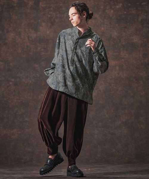 Jih Nunc（ジーヌンク）の「ms6212-リーフ総柄スタンドカラープルオーバーシャツ(JIH-R1142)（シャツ/ブラウス・メンズ・ベージュ/チャコール・L/M/S）」の8枚目の写真