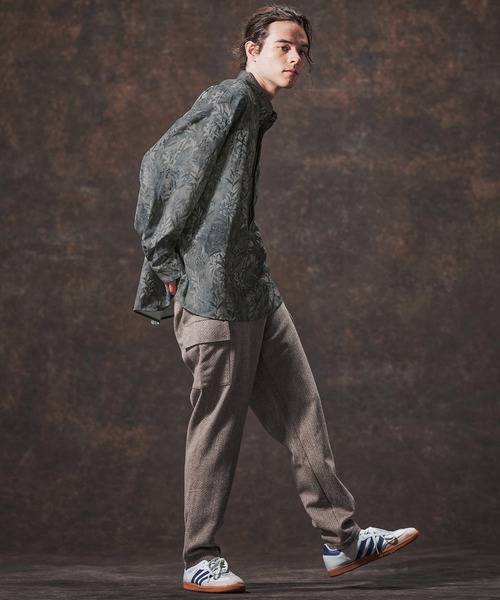 Jih Nunc（ジーヌンク）の「ms6212-リーフ総柄スタンドカラープルオーバーシャツ(JIH-R1142)（シャツ/ブラウス・メンズ・ベージュ/チャコール・L/M/S）」の9枚目の写真