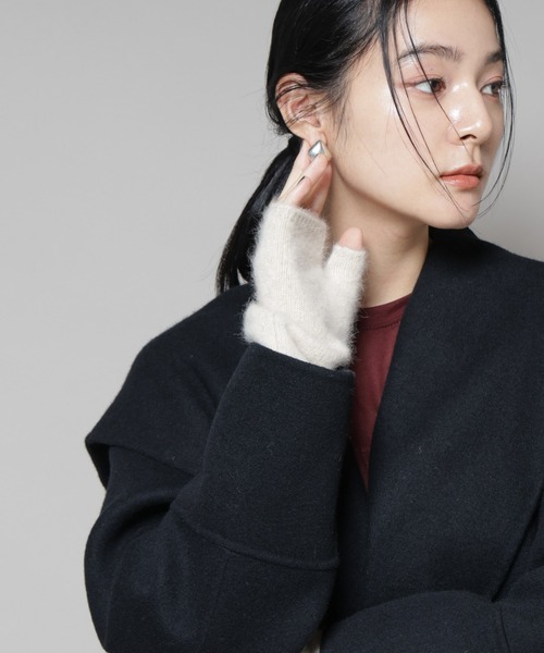 NANO universe（ナノユニバース）の「ウォッシャブルフォックスロンググローブ（手袋・レディース・チャコール/モカ/アイボリー・FREE）」の7枚目の写真