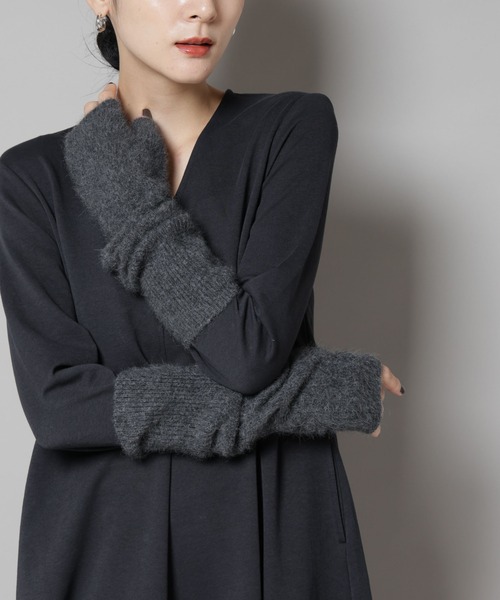 NANO universe（ナノユニバース）の「ウォッシャブルフォックスロンググローブ（手袋・レディース・チャコール/モカ/アイボリー・FREE）」の10枚目の写真