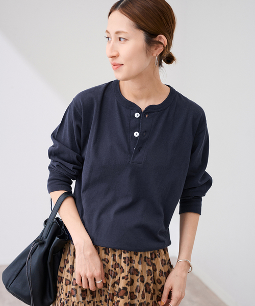 FRAMeWORK(フレームワーク)の「Healthknit/ヘルスニット ヘンリーロングスリーブ(Tシャツ/カットソー・レディース・ネイビー/ホワイト/レッド/ブラック/アイボリー・FREE)」の4枚目の写真
