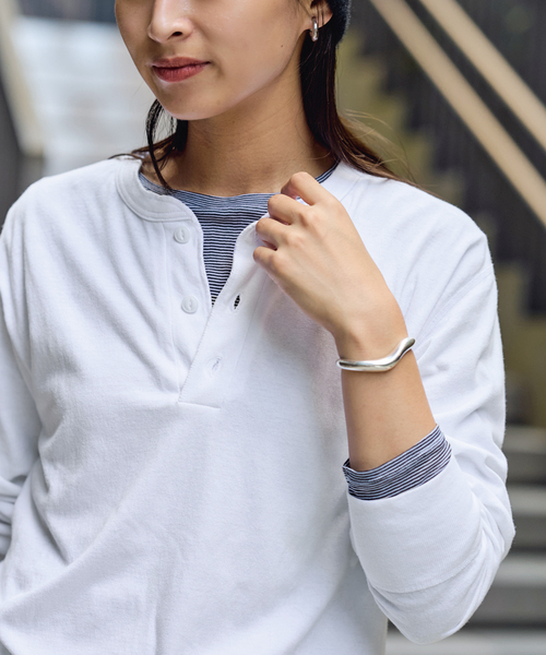 FRAMeWORK(フレームワーク)の「Healthknit/ヘルスニット ヘンリーロングスリーブ(Tシャツ/カットソー・レディース・ネイビー/ホワイト/レッド/ブラック/アイボリー・FREE)」の1枚目の写真