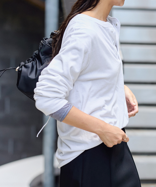 FRAMeWORK(フレームワーク)の「Healthknit/ヘルスニット ヘンリーロングスリーブ(Tシャツ/カットソー・レディース・ネイビー/ホワイト/レッド/ブラック/アイボリー・FREE)」の11枚目の写真
