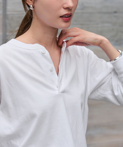 FRAMeWORK(フレームワーク)の「Healthknit/ヘルスニット ヘンリーロングスリーブ(Tシャツ/カットソー・レディース・ネイビー/ホワイト/レッド/ブラック/アイボリー・FREE)」の18枚目の写真