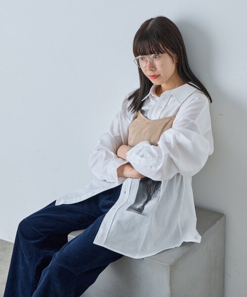 WHIMSIC（ウィムジック）の「【WHIMSIC】メルティング アフタヌーン グラフィックプリントシャツ（シャツ/ブラウス・レディース・ブルー/ホワイト・FREE）」の10枚目の写真