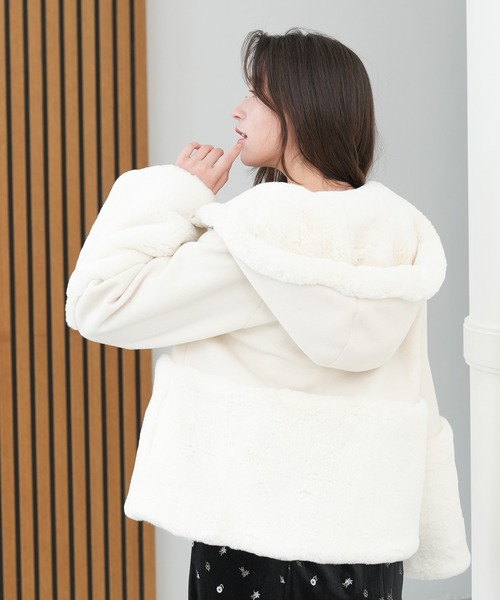 セール】リボンブローチ付きフードファー切替えコート（その他アウター