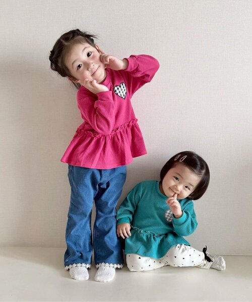 apres les cours（アプレレクール）の「【新色追加】ワッフルペプラムハートモチーフTシャツ（Tシャツ/カットソー・キッズ・オフホワイト/ミント/アイボリー/グレー/マスタード/ローズ/ネイビー/イエロー/グリーン/ピンク・140/130/80/120/110/100/90）」の11枚目の写真