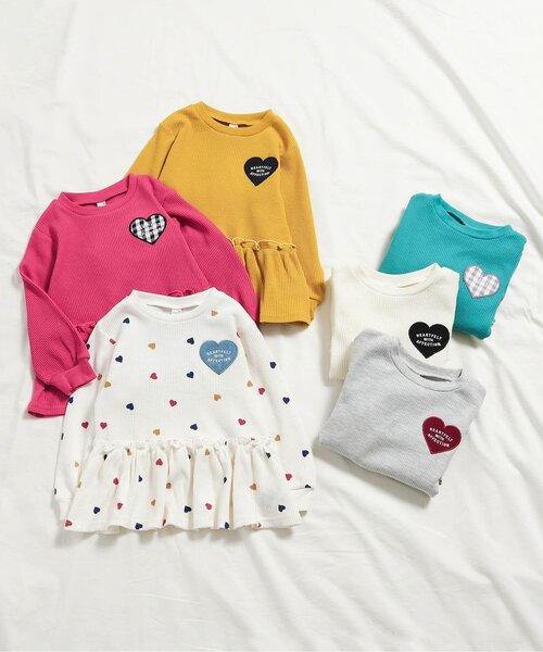 apres les cours（アプレレクール）の「【新色追加】ワッフルペプラムハートモチーフTシャツ（Tシャツ/カットソー・キッズ・オフホワイト/ミント/アイボリー/グレー/マスタード/ローズ/ネイビー/イエロー/グリーン/ピンク・140/130/80/120/110/100/90）」の14枚目の写真