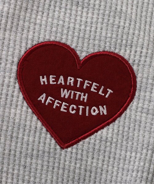 apres les cours（アプレレクール）の「【新色追加】ワッフルペプラムハートモチーフTシャツ（Tシャツ/カットソー・キッズ・オフホワイト/ミント/アイボリー/グレー/マスタード/ローズ/ネイビー/イエロー/グリーン/ピンク・140/130/80/120/110/100/90）」の22枚目の写真