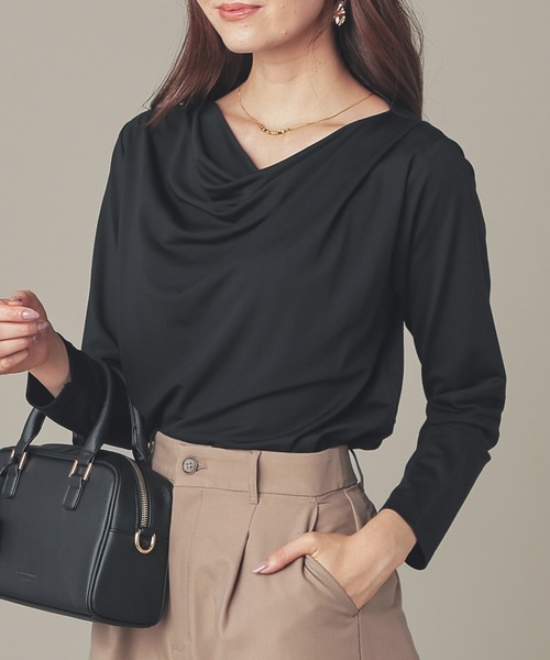 GLACIER lusso(グラシアルッソ)の「ドレープトップス(Tシャツ/カットソー・レディース・アイボリー/グレイッシュベージュ/ブラック・L/LL/M/S)」の1枚目の写真