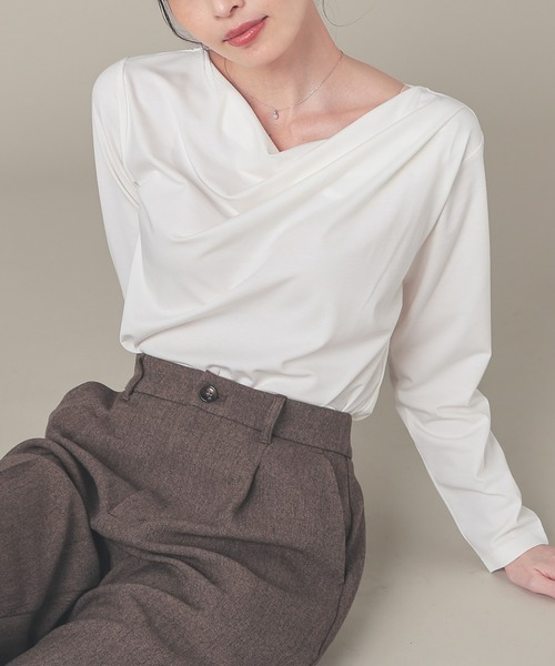 GLACIER lusso(グラシアルッソ)の「ドレープトップス(Tシャツ/カットソー・レディース・アイボリー/グレイッシュベージュ/ブラック・L/LL/M/S)」の22枚目の写真