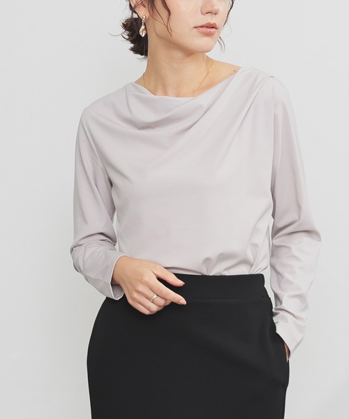 GLACIER lusso(グラシアルッソ)の「ドレープトップス(Tシャツ/カットソー・レディース・アイボリー/グレイッシュベージュ/ブラック・L/LL/M/S)」の6枚目の写真