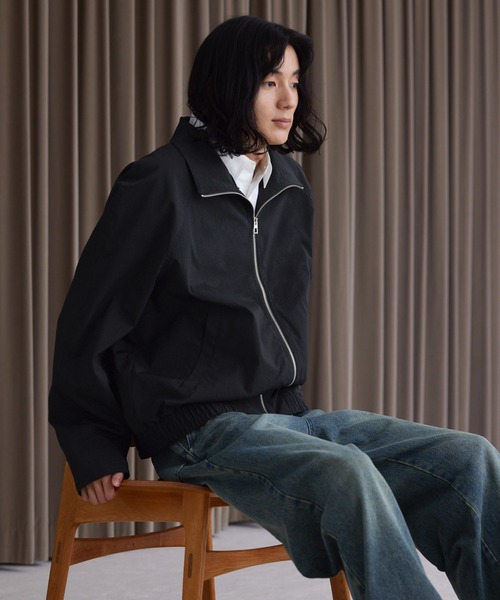 LUENNA（ルエナ）の「【LUENNA】Nylon Stand Collar Blouson / ナイロン スタンドカラー ブルゾン（ナイロンジャケット・メンズ・ブラック/チャコールグレー・S/M/L）」の18枚目の写真