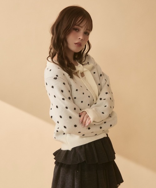 TITTY&CO.（ティティーアンドコー）の「ドットネックリボンニットカーデ（カーディガン/ボレロ・レディース・アイボリー/ブラック/グレー・FREE）」の9枚目の写真