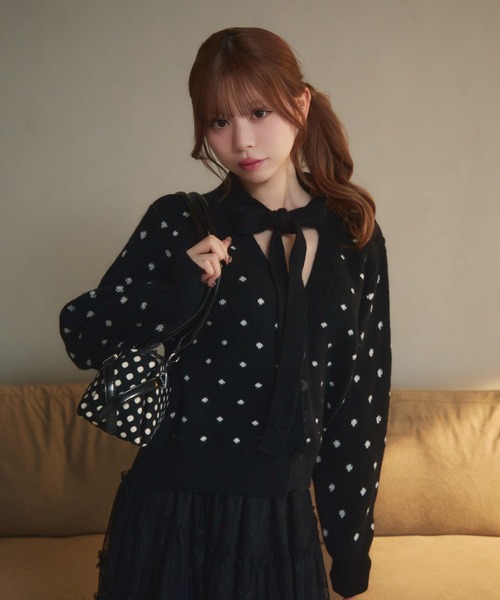 TITTY&CO.（ティティーアンドコー）の「ドットネックリボンニットカーデ（カーディガン/ボレロ・レディース・アイボリー/ブラック/グレー・FREE）」の11枚目の写真
